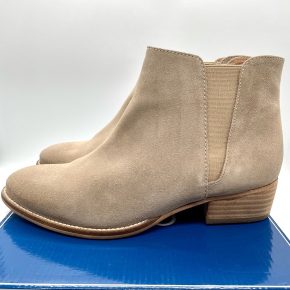 Seychelles Wake Chelsea Suede Ankle Booties 7 - Picture 2 of 5
